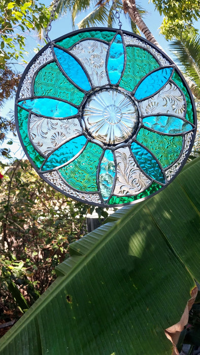 Floral Mandala 💙💚🤍