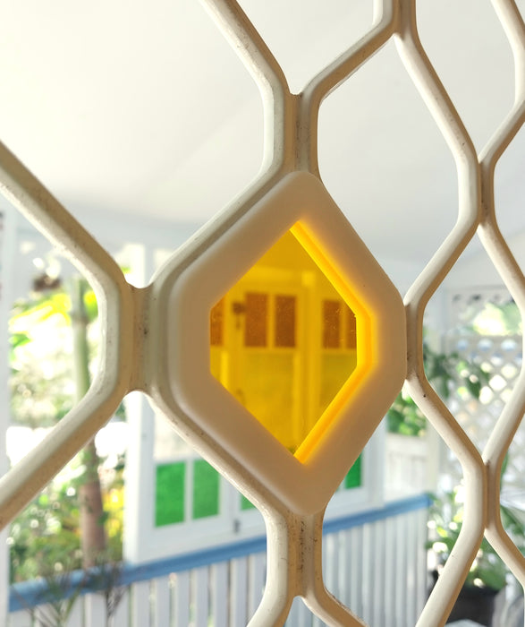 Screen mosaics.                    Diamond Dazzler's Rainbow.       Currently, only black frames are available