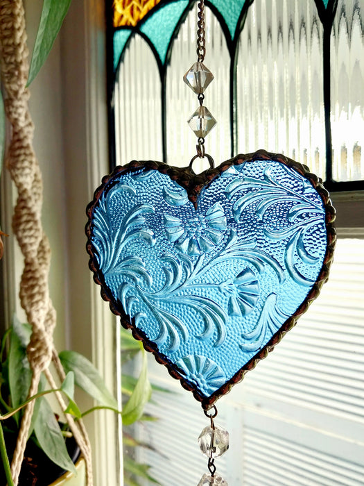 Heart of sparkling sunshine 💙            Blue Japanese floral