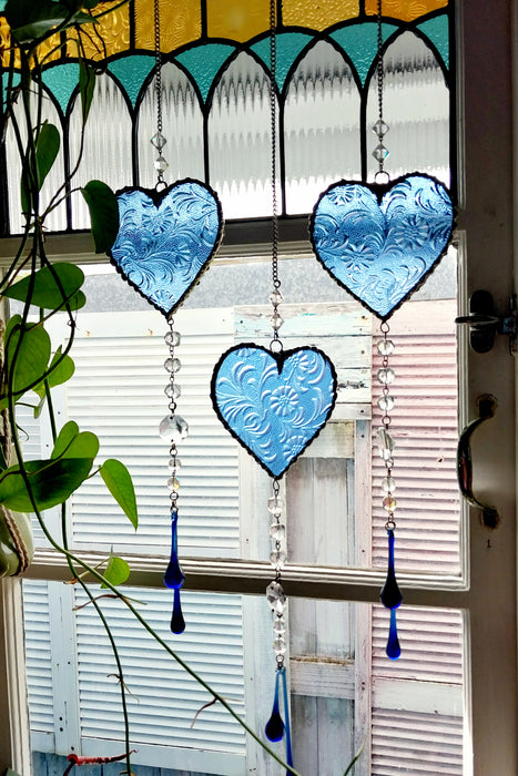 Heart of sparkling sunshine 💙            Blue Japanese floral