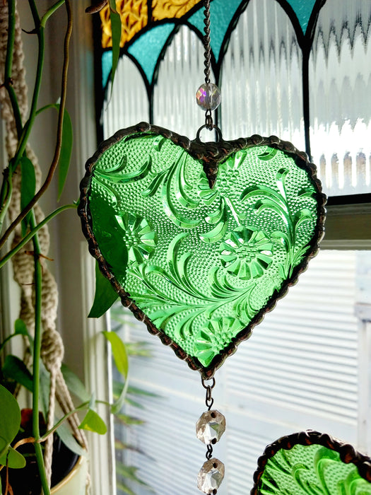 Heart of sparkling sunshine 💚         green Japanese floral