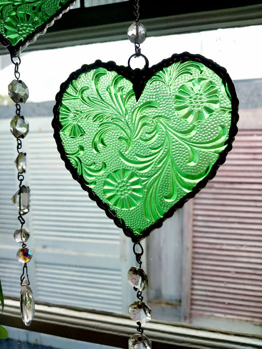 Heart of sparkling sunshine 💚         green Japanese floral