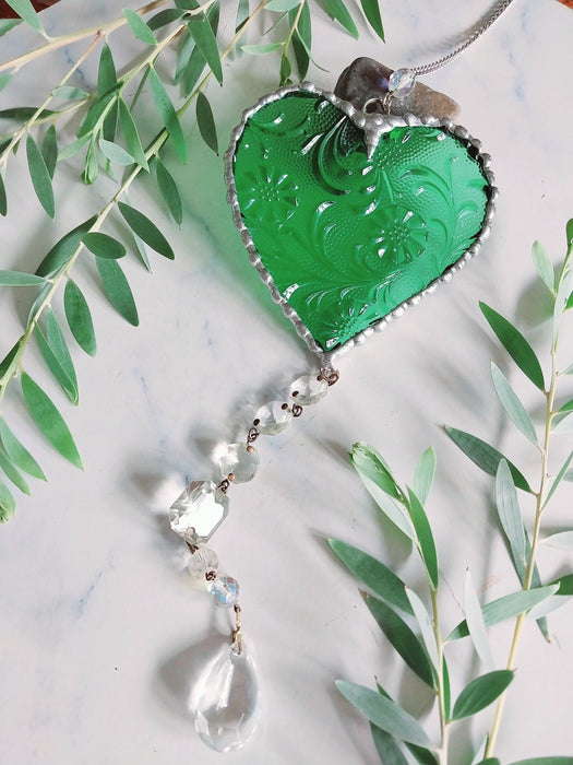 Heart of sparkling sunshine 💚         green Japanese floral