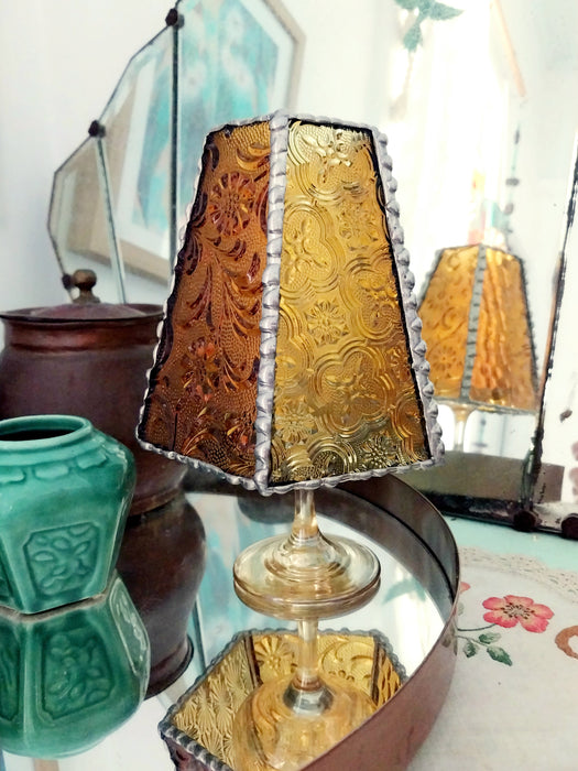 Mini stained glass light.💛