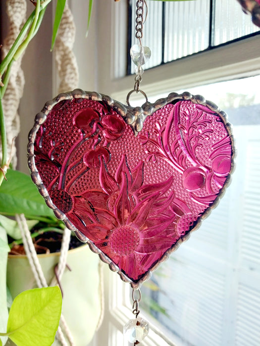 Available Saturday 3pm AEST  Heart of sparkling sunshine 🩷             pink Flannel flower