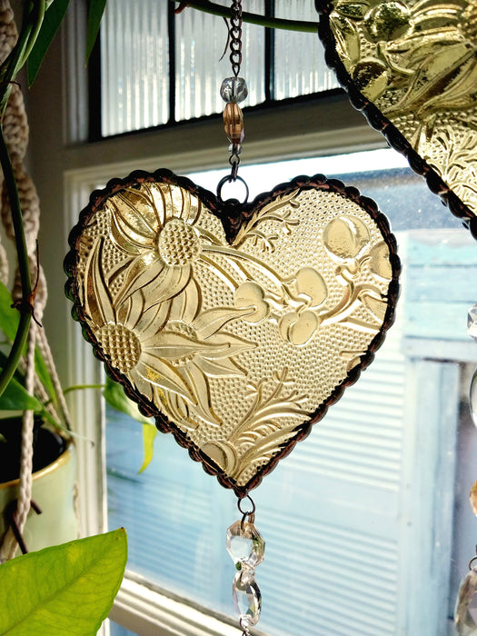 Available Saturday 3pm AEST Heart of sparkling sunshine 💛                     Pale yellow Flannel flower