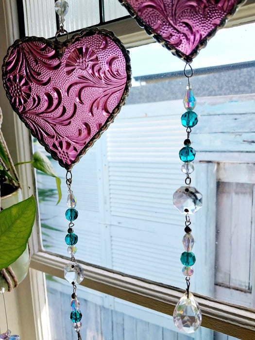 Available Saturday 3pm AEST  Heart of sparkling sunshine 🩷           pink Japanese floral (blue beads)