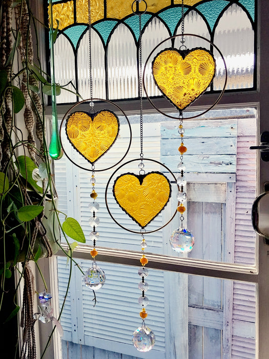 Heart of sparkling sunshine 💛            Yellow Oceanic