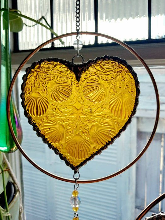 Heart of sparkling sunshine 💛            Yellow Oceanic
