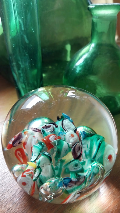Vintage art glass paperweight in millifiori design