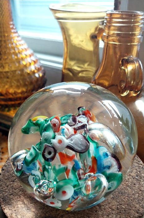 Vintage art glass paperweight in millifiori design