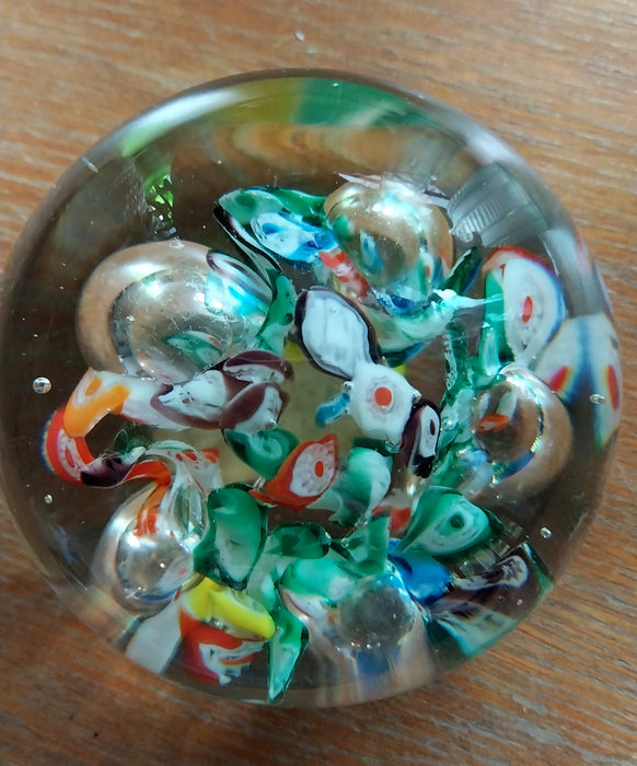 Vintage art glass paperweight in millifiori design
