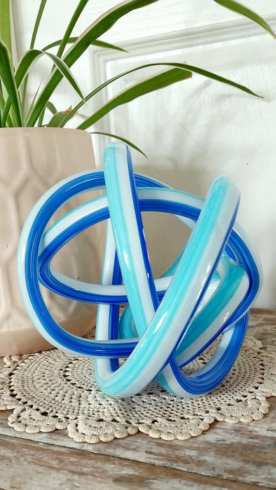 2 tone Blue and white twisted glass knott sculpture.