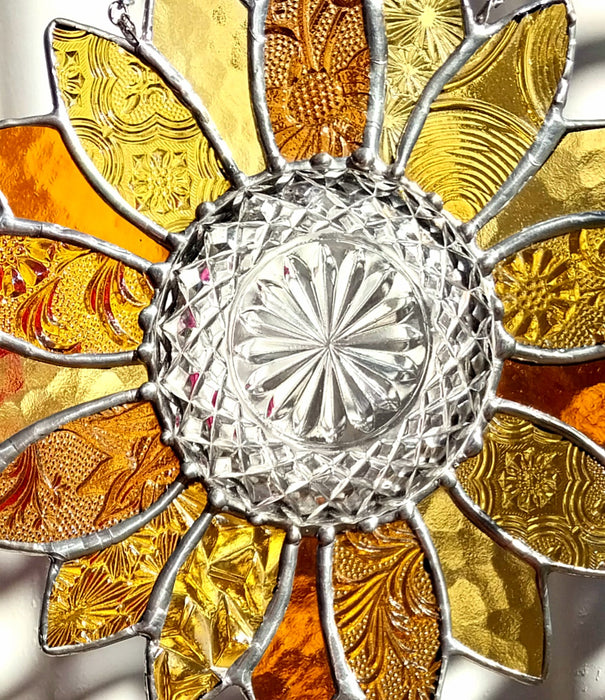 Available Saturday 13th june 3pm AEST Sunflower