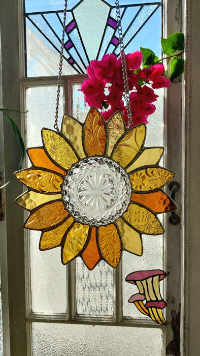 Available Saturday 13th june 3pm AEST Sunflower