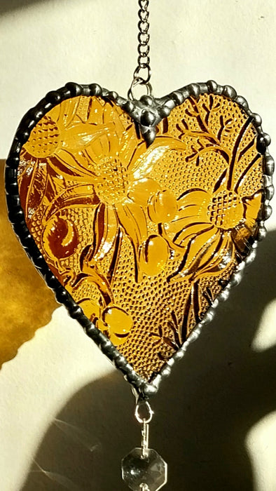 Available Saturday 13th of June 3pm AEST Heart of sparkling sunshine💛 Amber Flannel flower