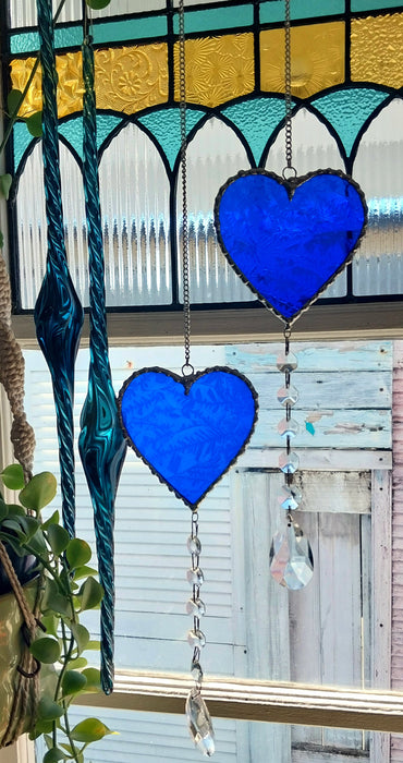 Heart of sparkling sunshine. 💙        Deep blue Glue chip