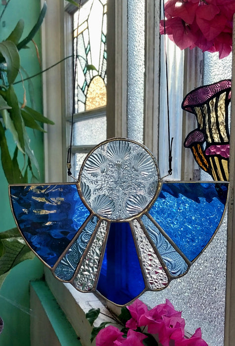 Available Saturday 3pm AEST.       Art deco "Lalique" Under the sea