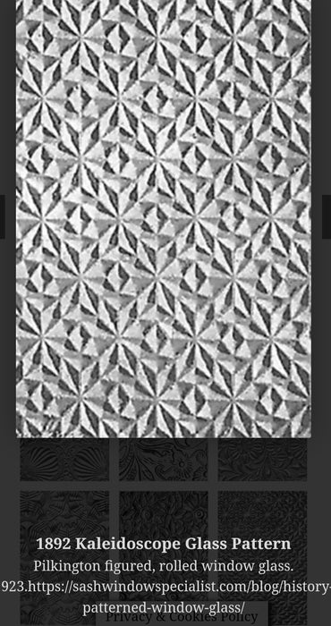 Art Deco "Ra"